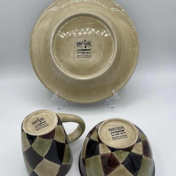 Tabletops Unlimited Harlequin Black 4 Piece Place Setting - Picture 5 of 8